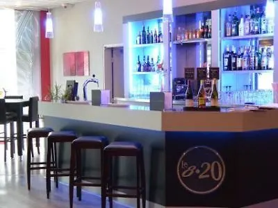酒店 原始城市,奥雷莱斯圣埃洛伊,图尔 3*