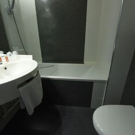 Au Relais Saint-eloi, Szálloda Tours