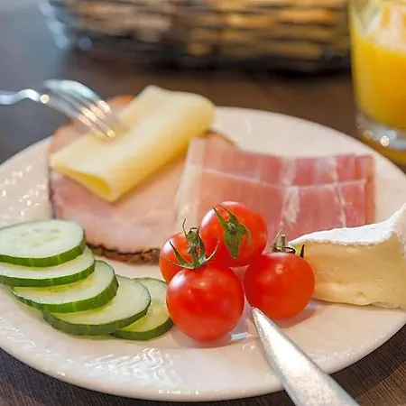 Relais St Eloi, Sure Collection By Western Hotel 3*