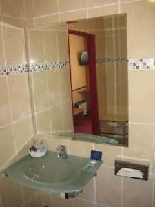 原始城市,奥雷莱斯圣埃洛伊,图尔 3*
