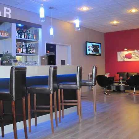 原始城市,奥雷莱斯圣埃洛伊,图尔 酒店 图尔