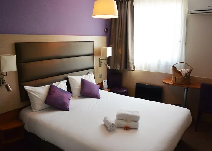 Hotel Au Relais Saint-eloi, 3*